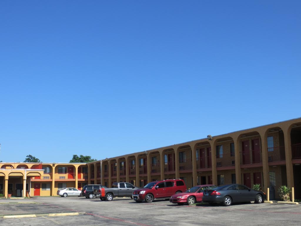 Welcome Inn Dallas Ngoại thất bức ảnh